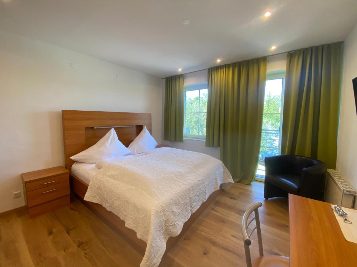 Seehotel Herlinde Podersdorf am See Eksteriør billede