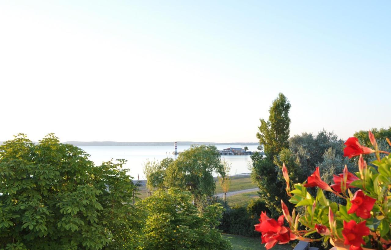 Seehotel Herlinde Podersdorf am See Eksteriør billede