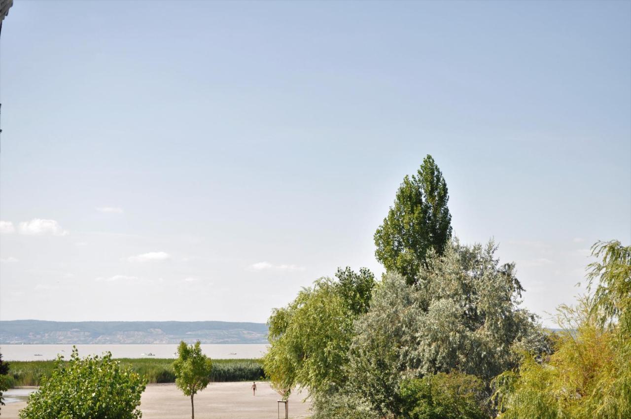 Seehotel Herlinde Podersdorf am See Eksteriør billede