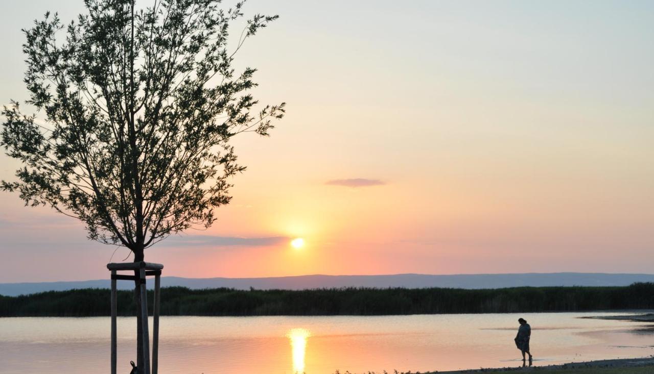Seehotel Herlinde Podersdorf am See Eksteriør billede