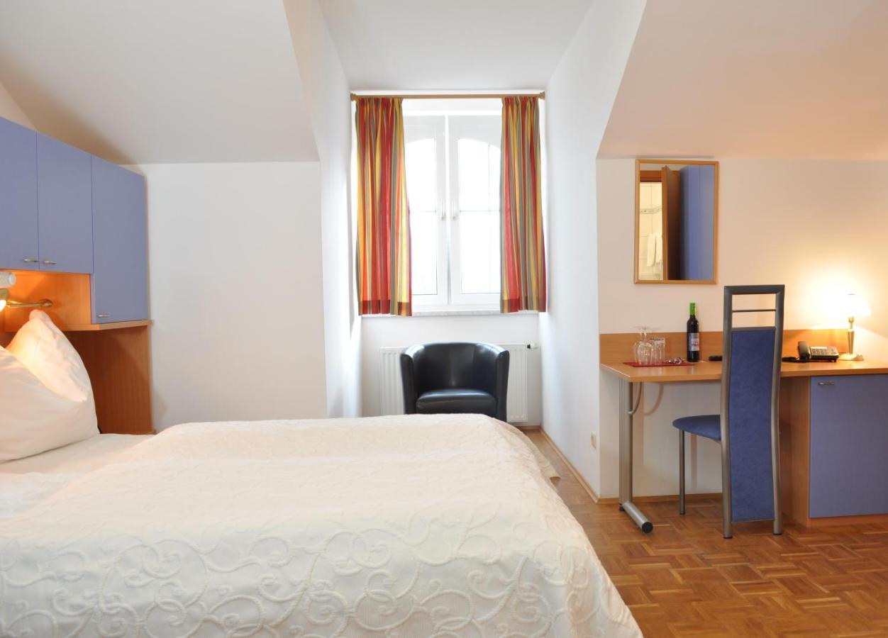 Seehotel Herlinde Podersdorf am See Eksteriør billede