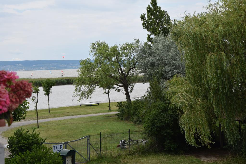Seehotel Herlinde Podersdorf am See Eksteriør billede