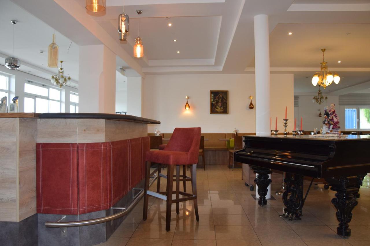 Seehotel Herlinde Podersdorf am See Eksteriør billede